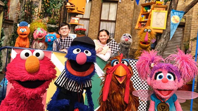 Elmo Runs the Race