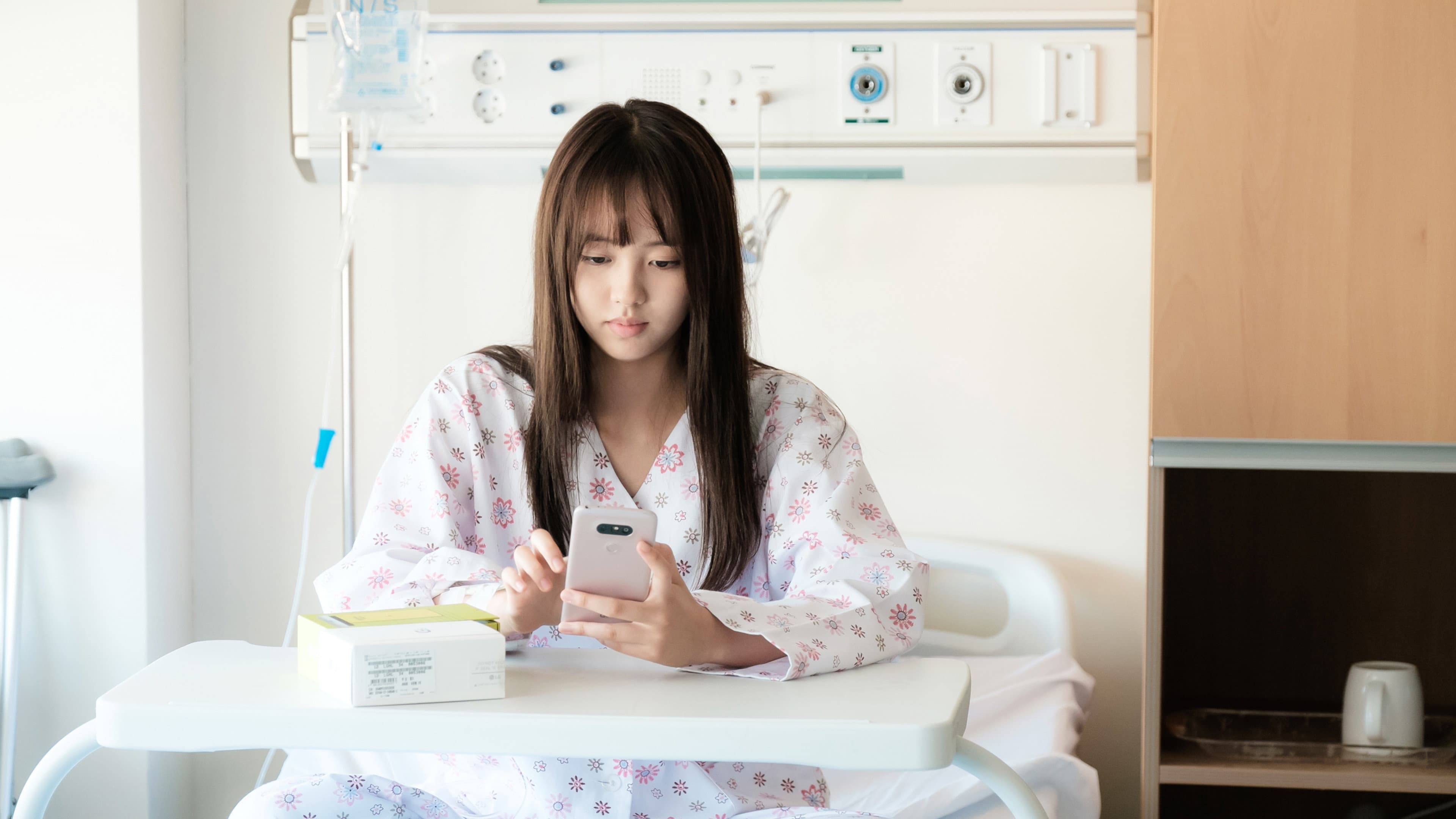 Hyun Ji Wakes Up from a Coma