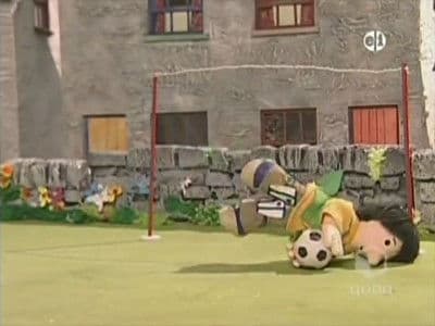 Postman Pat Goes Football Crazy
