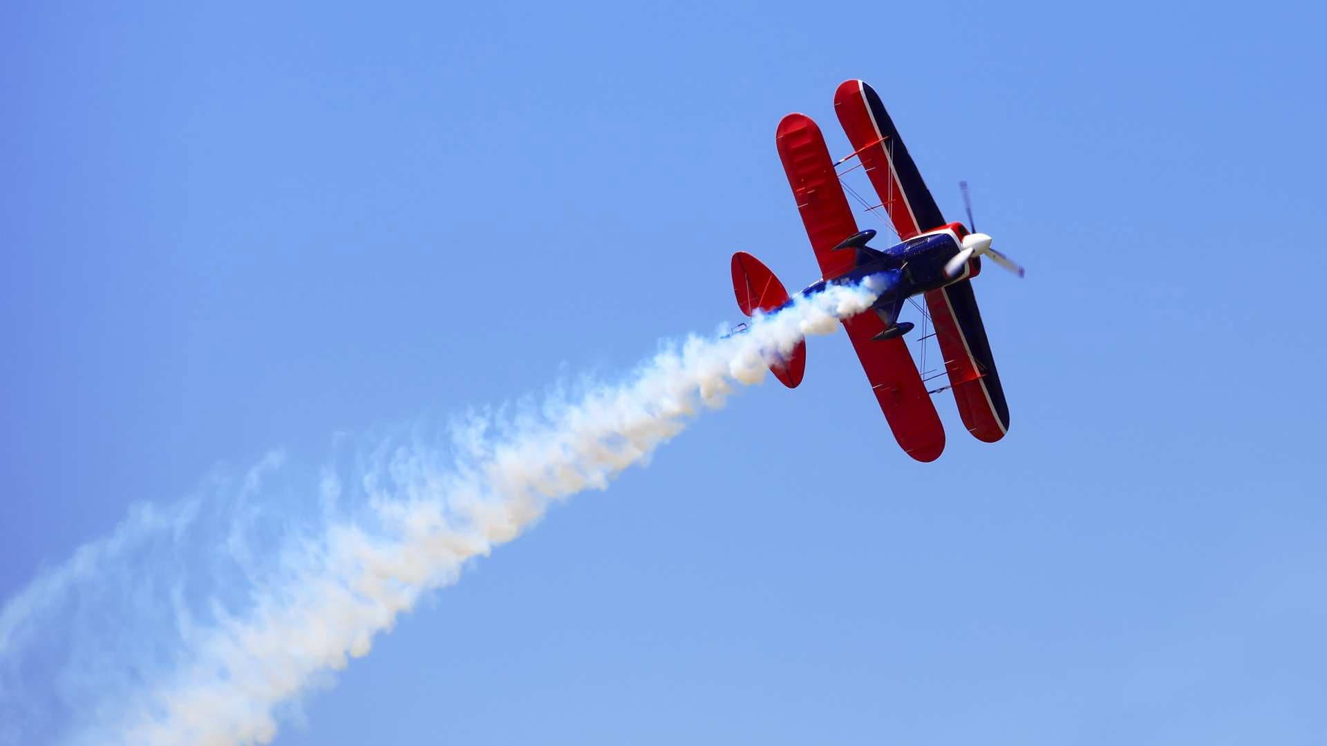 Opal, Stunt Planes, Nougat