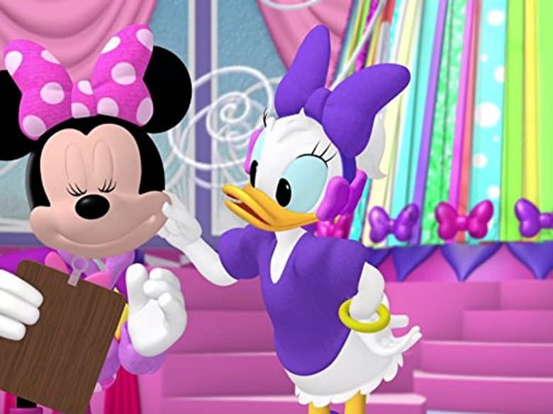 Minnie's Winter Bow Show