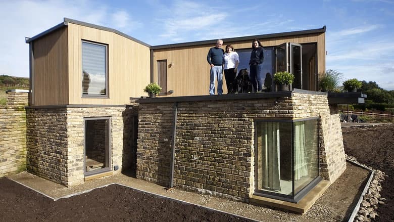 Bolton: Ultra-Modern House