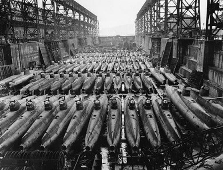 Killer Subs in Pearl Harbor