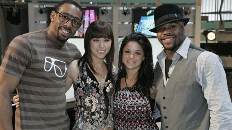The Top Four Perform