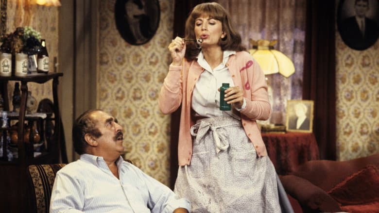 Laverne and Shirley Move In